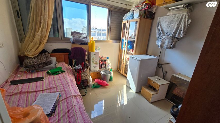 דירה, לוחמי הגטאות, דרום, צפת