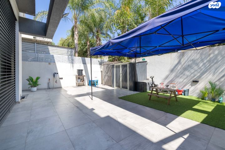 בית פרטי/ קוטג', גני מנחם, באר יעקב