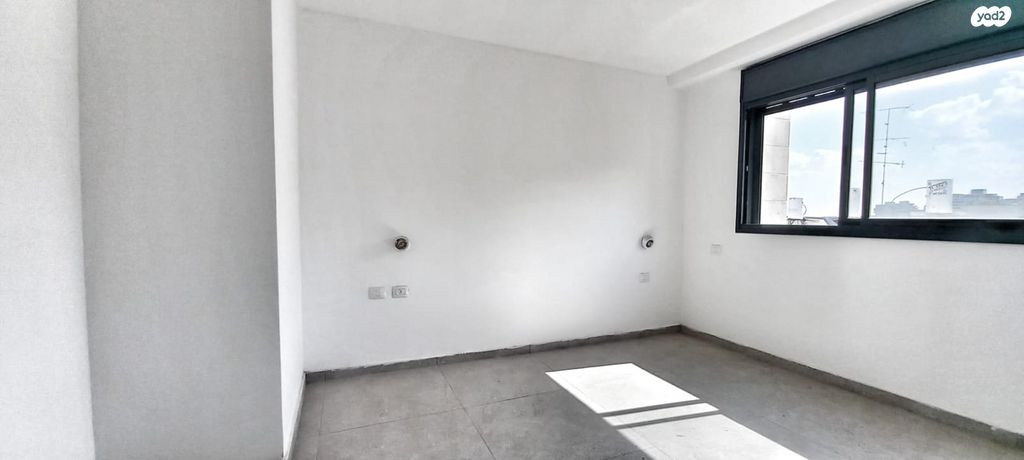 דירה, רמז, מערב ותיק, ראשון לציון