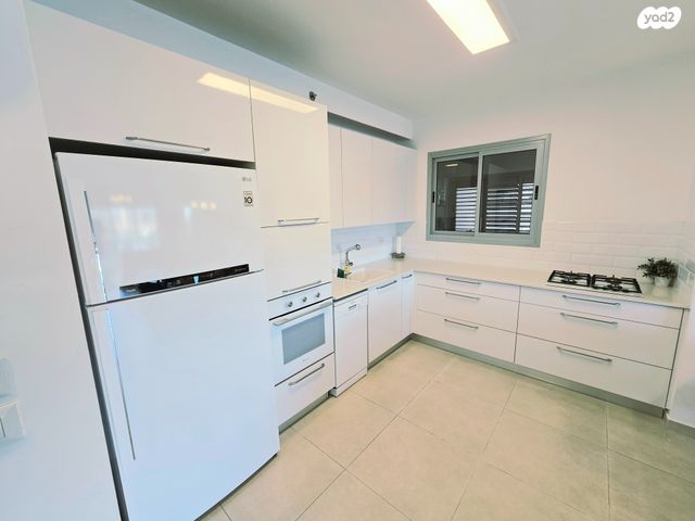 דירה, שאול המלך, קרית אונו