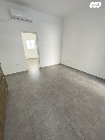 בניין מגורים, קמואל, התקוה, בית יעקב, נווה צה"ל, תל אביב יפו