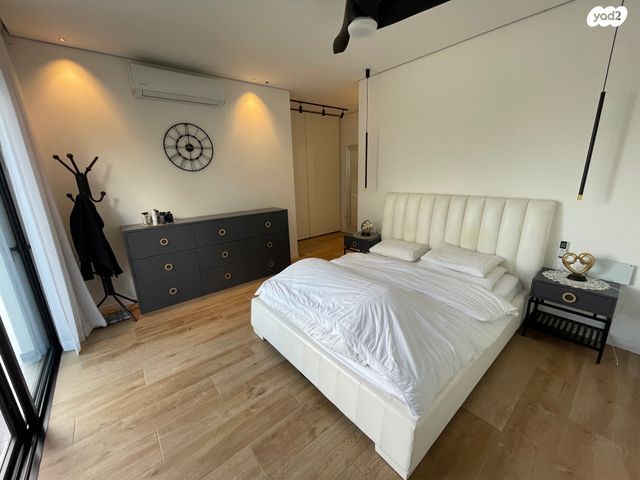 בית פרטי/ קוטג', שאר העיר, רחובות