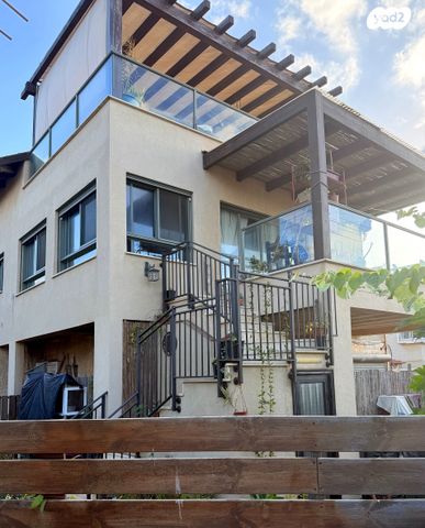 גג/ פנטהאוז, שושנת העמקים