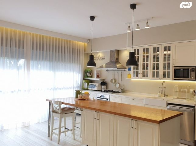 דירת גן, שדרות יצחק רבין 1, רמת אמיר, קדימה צורן