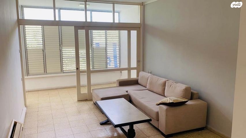 דירה, מ"ג, לב העיר, בת ים