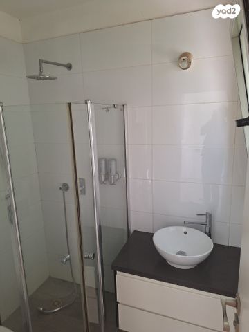 דירת גן, הקישון, רעננה