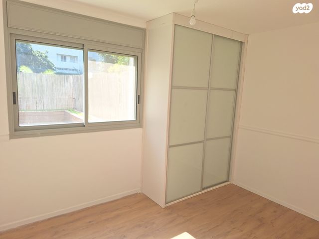 דירת גן, הקישון, רעננה