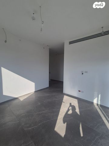 גג/ פנטהאוז, דרך דגניה, קרית השרון, נתניה