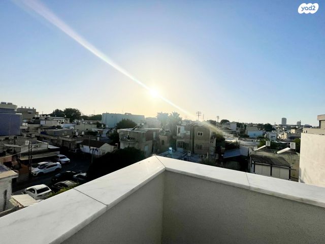 בניין מגורים, נתן הנביא, התקוה, בית יעקב, נווה צה"ל, תל אביב יפו