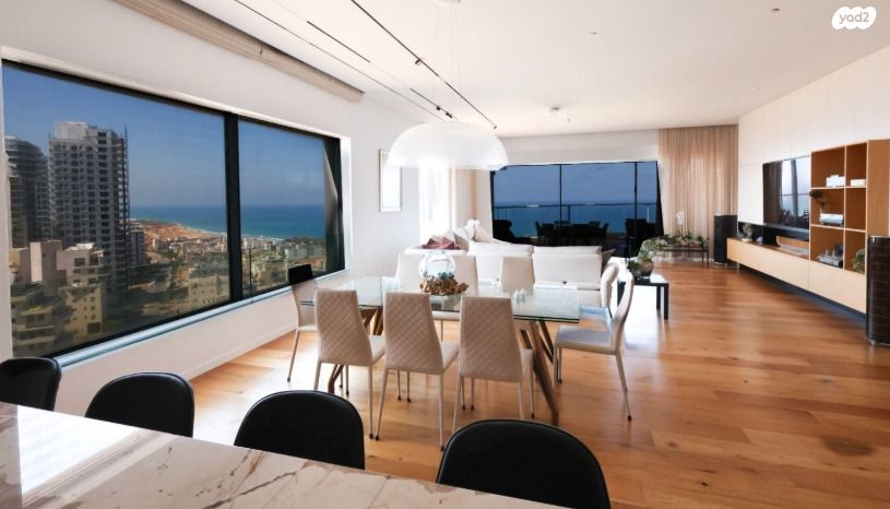 גג/ פנטהאוז, בני בנימין, נתניה