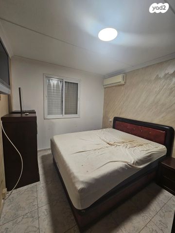 דירה, קרית אתא