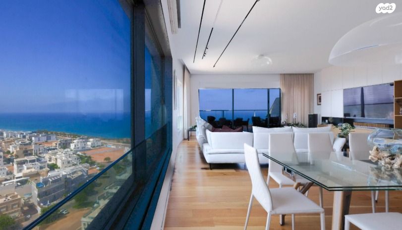 גג/ פנטהאוז, בני בנימין, נתניה