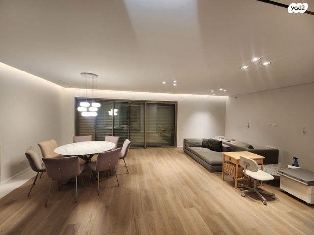 דירה, נווה אביבים, תל אביב יפו