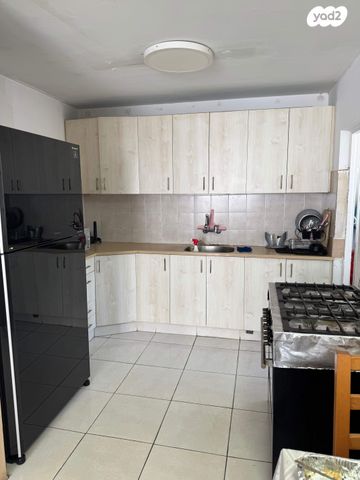 דירה, אבשלום חביב, גולדה, אשקלון