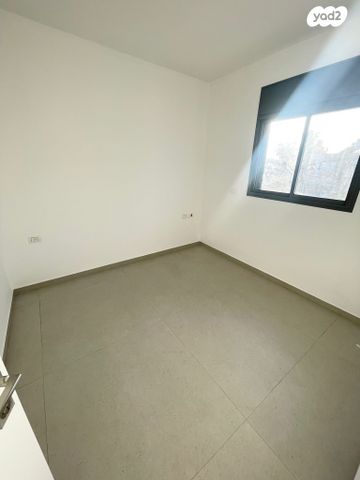 בניין מגורים, נתן הנביא, התקוה, בית יעקב, נווה צה"ל, תל אביב יפו