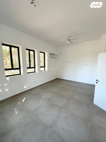 בית פרטי/ קוטג', גני הדר, גני הדר