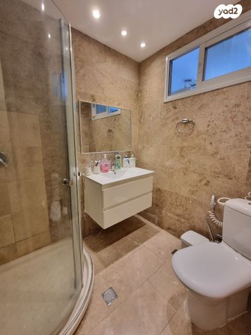 גג/ פנטהאוז, שמואל תמיר כצנלסון, פסגת זאב, ירושלים