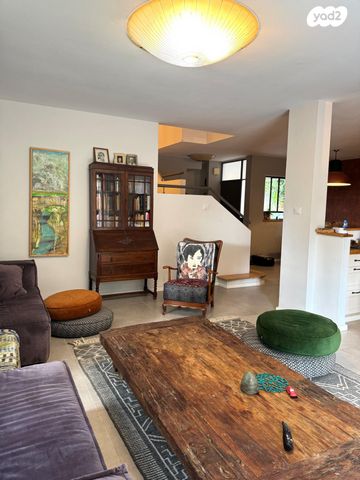 דו משפחתי, נווה הברון, זכרון יעקב