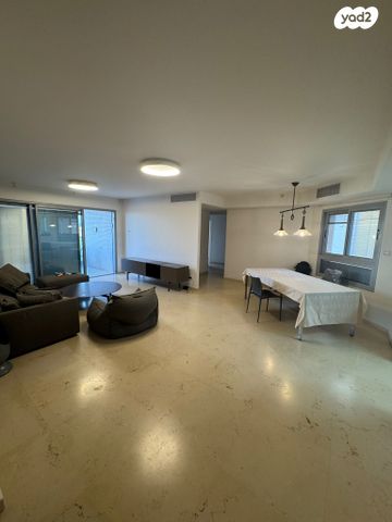 דירה, גלילות, תל אביב יפו