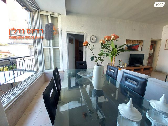 דירת גן, גרנדוס, קרית בורוכוב, רמת גן