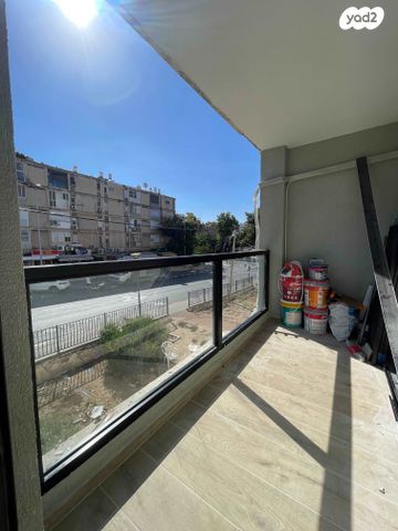 דירה, איינשטיין 21, גבעה א', שביט, קרית אתא