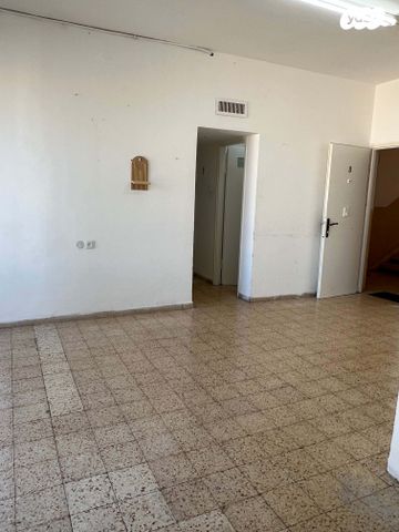 דירה, מאיר רוטברג, המושבה הגרמנית, חיפה