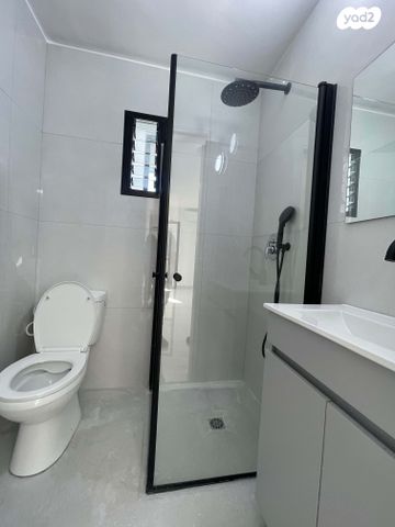 דירה, איינשטיין 21, גבעה א', שביט, קרית אתא