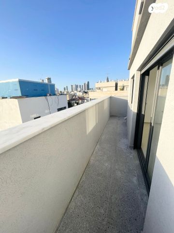 בניין מגורים, נתן הנביא, התקוה, בית יעקב, נווה צה"ל, תל אביב יפו