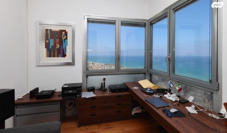 גג/ פנטהאוז, בני בנימין, נתניה