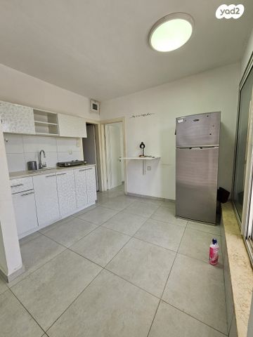 שדרות ירושלים 39