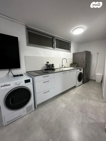 מרתף/ פרטר, אח"י מזנק 29, שער הים, ראשון לציון