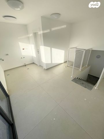 בניין מגורים, נתן הנביא, התקוה, בית יעקב, נווה צה"ל, תל אביב יפו