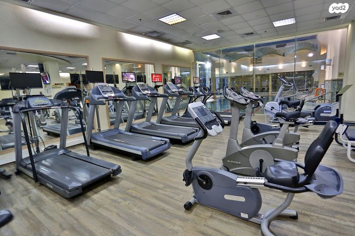 דירה, שדרות מנחם בגין 2, גבעת אולגה, חדרה