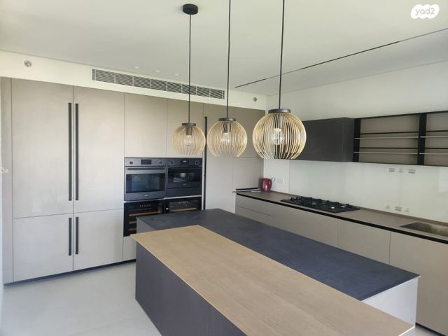 נווה אביבים