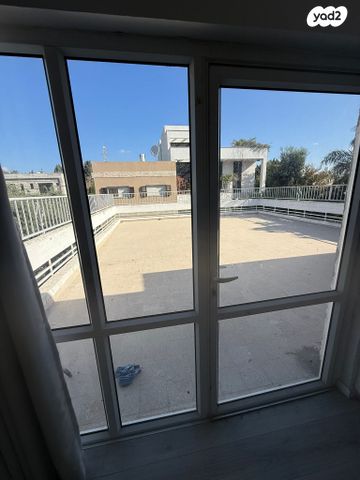 דו משפחתי, רמת חן, רמת גן