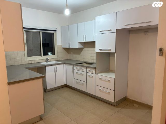 דירה, חיים וייצמן, א' / צפון מזרח העיר, רחובות