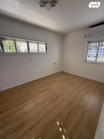 דו משפחתי, רמת חן, רמת גן