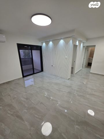 דירה, שדרות יוספטל 66, מרכז העיר, קרית אתא