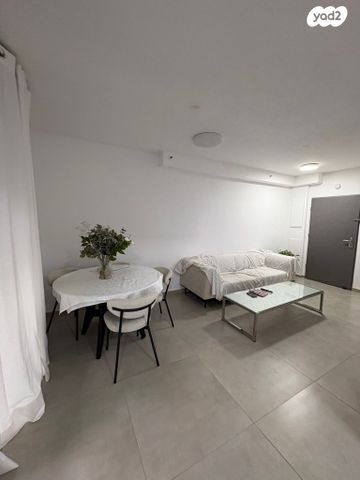 דירה, הנוטרים, אגרובנק, חולון