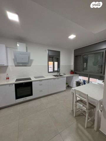 דירה, הנוטרים, אגרובנק, חולון