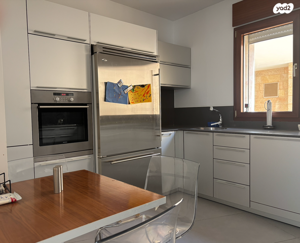 דירה, ג'ורג' וושינגטון 12, טלביה, קוממיות, ירושלים