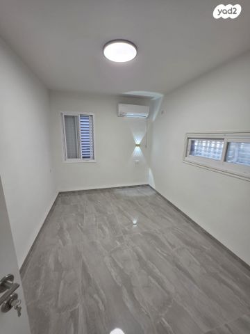 דירה, שדרות יוספטל 66, מרכז העיר, קרית אתא