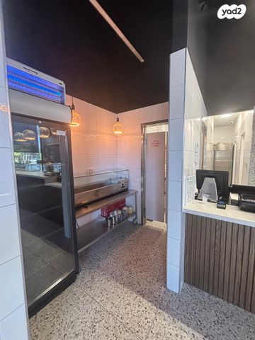 חנויות/ שטח מסחרי, מודיעין מכבים רעות