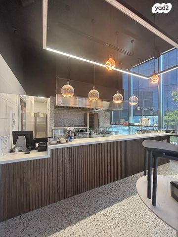 חנויות/ שטח מסחרי, מודיעין מכבים רעות