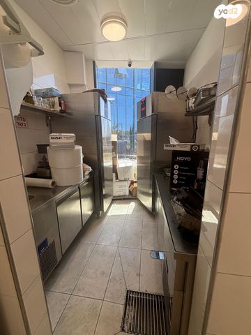 חנויות/ שטח מסחרי, מודיעין מכבים רעות