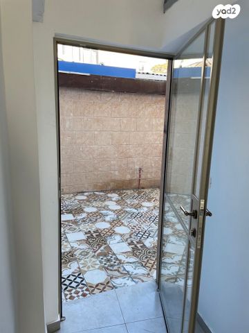 חנויות/ שטח מסחרי, בן אביגדור 3, מונטיפיורי, הרכבת, תל אביב יפו