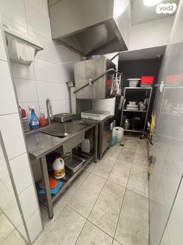 חנויות/ שטח מסחרי, מודיעין מכבים רעות