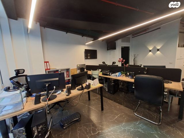 משרדים, דרך מנחם בגין 150, מונטיפיורי, הרכבת, תל אביב יפו