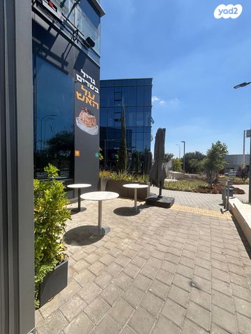 חנויות/ שטח מסחרי, מודיעין מכבים רעות