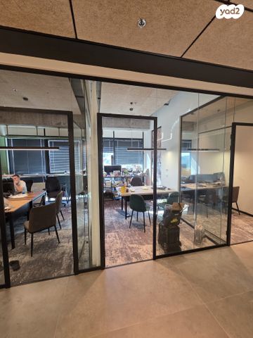 משרדים, שאר העיר, נס ציונה